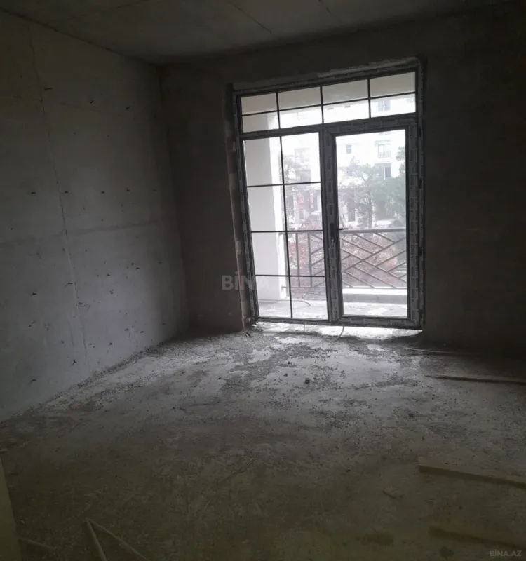 Satılır 3 otaqlı mənzil 112 m²