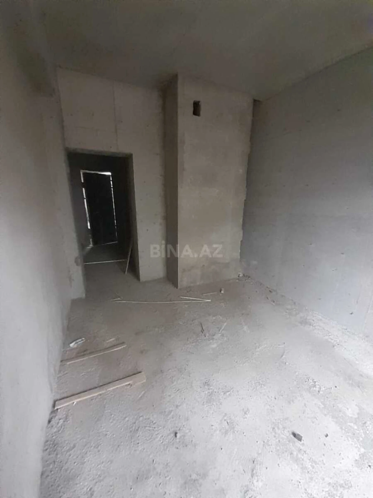 Satılır 3 otaqlı mənzil 112 m²