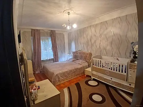 Satılır 3 otaqlı mənzil 90 m² — Bakı, Memar Əcəmi yanı 3 otaq 90.00 m²