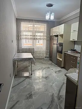 Kirayə verilir 2 otaqlı mənzil 95 m²