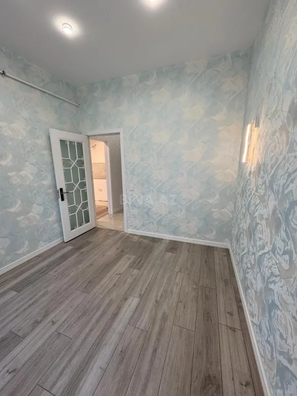Satılır 2 otaqlı mənzil 44 m²