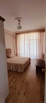 Kirayə verilir 3 otaqlı mənzil 119 m²