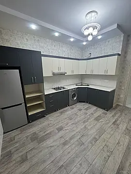 Kirayə verilir 2 otaqlı mənzil 80 m²