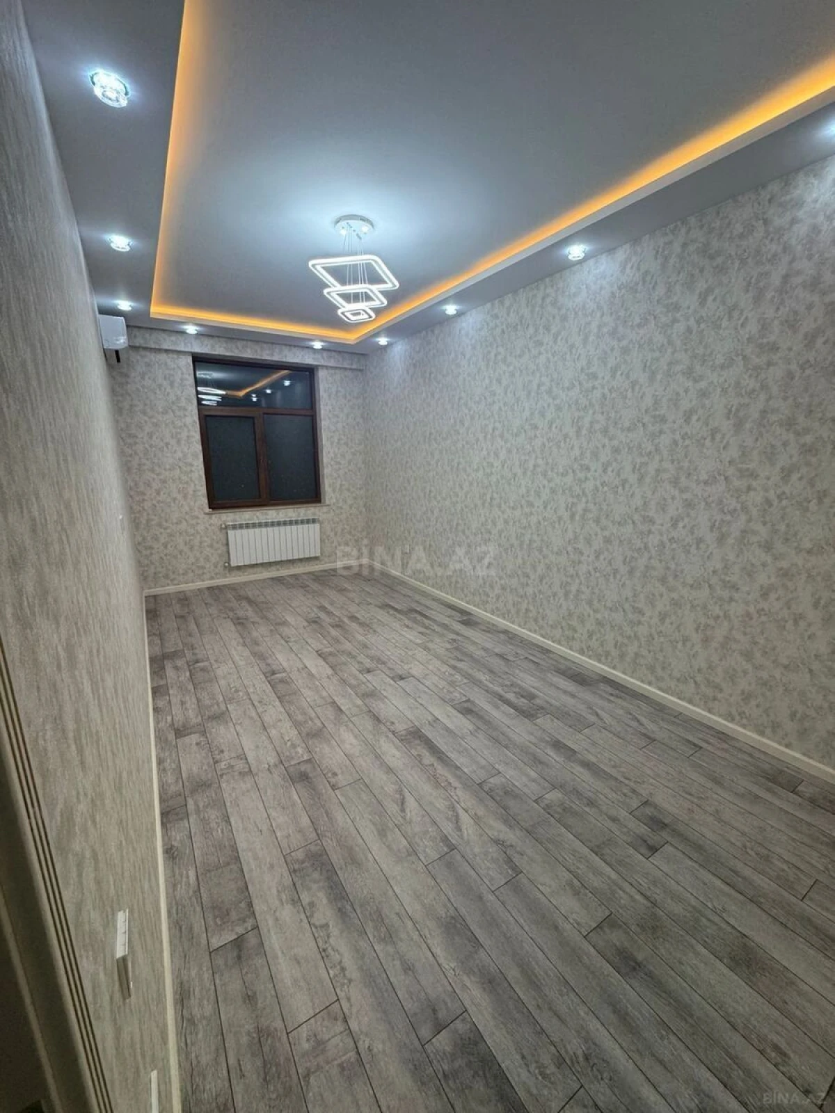 Kirayə verilir 2 otaqlı mənzil 80 m²