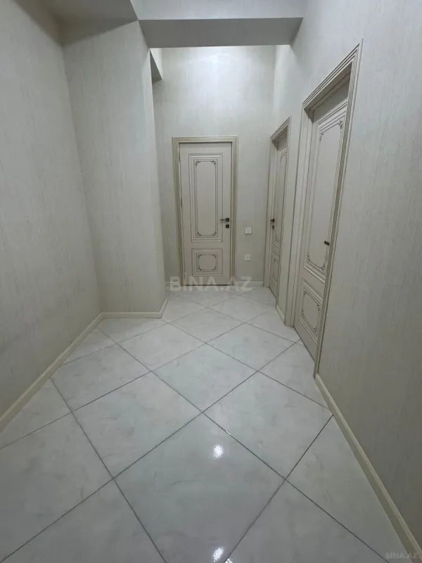 Kirayə verilir 2 otaqlı mənzil 80 m²