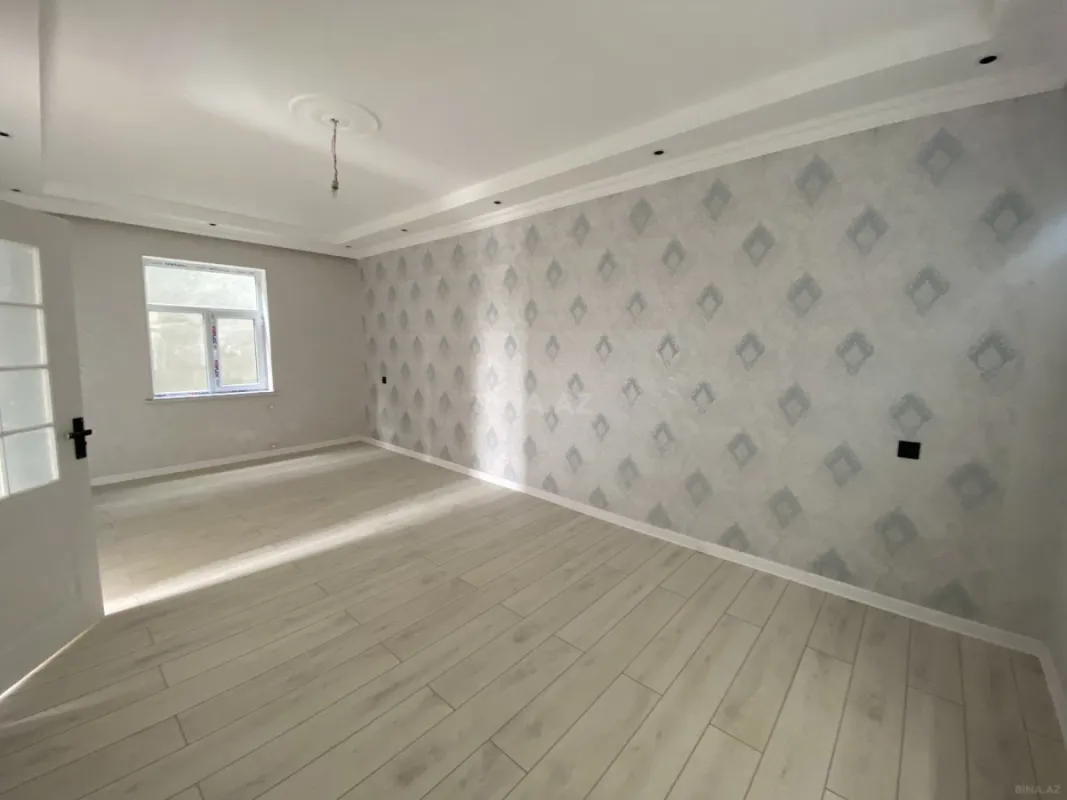 Satılır 4 otaqlı həyət evi 160 m²