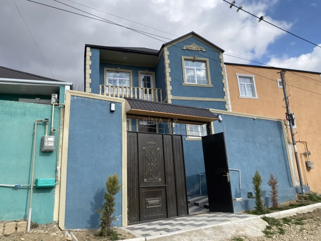 Satılır 4 otaqlı həyət evi 160 m²