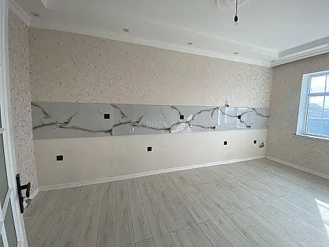 Satılır 4 otaqlı həyət evi 160 m²