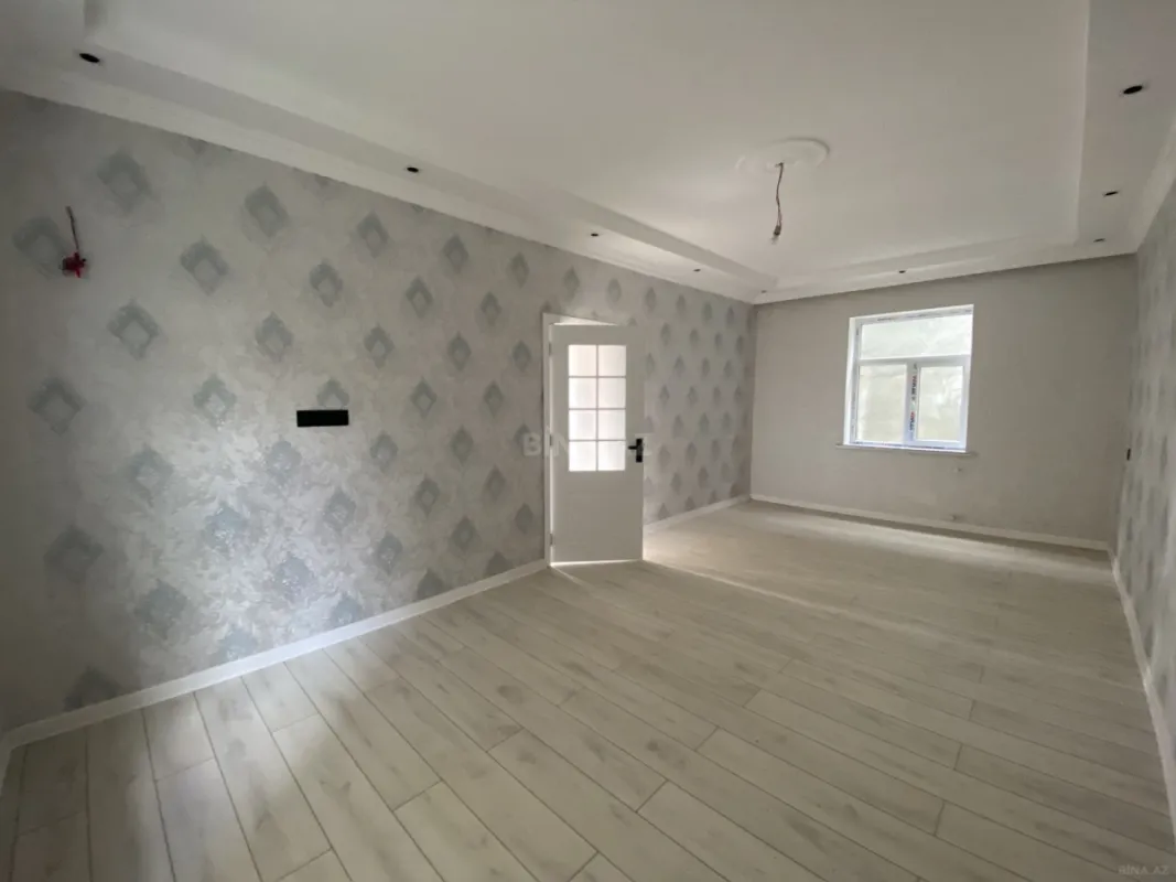 Satılır 4 otaqlı həyət evi 160 m²