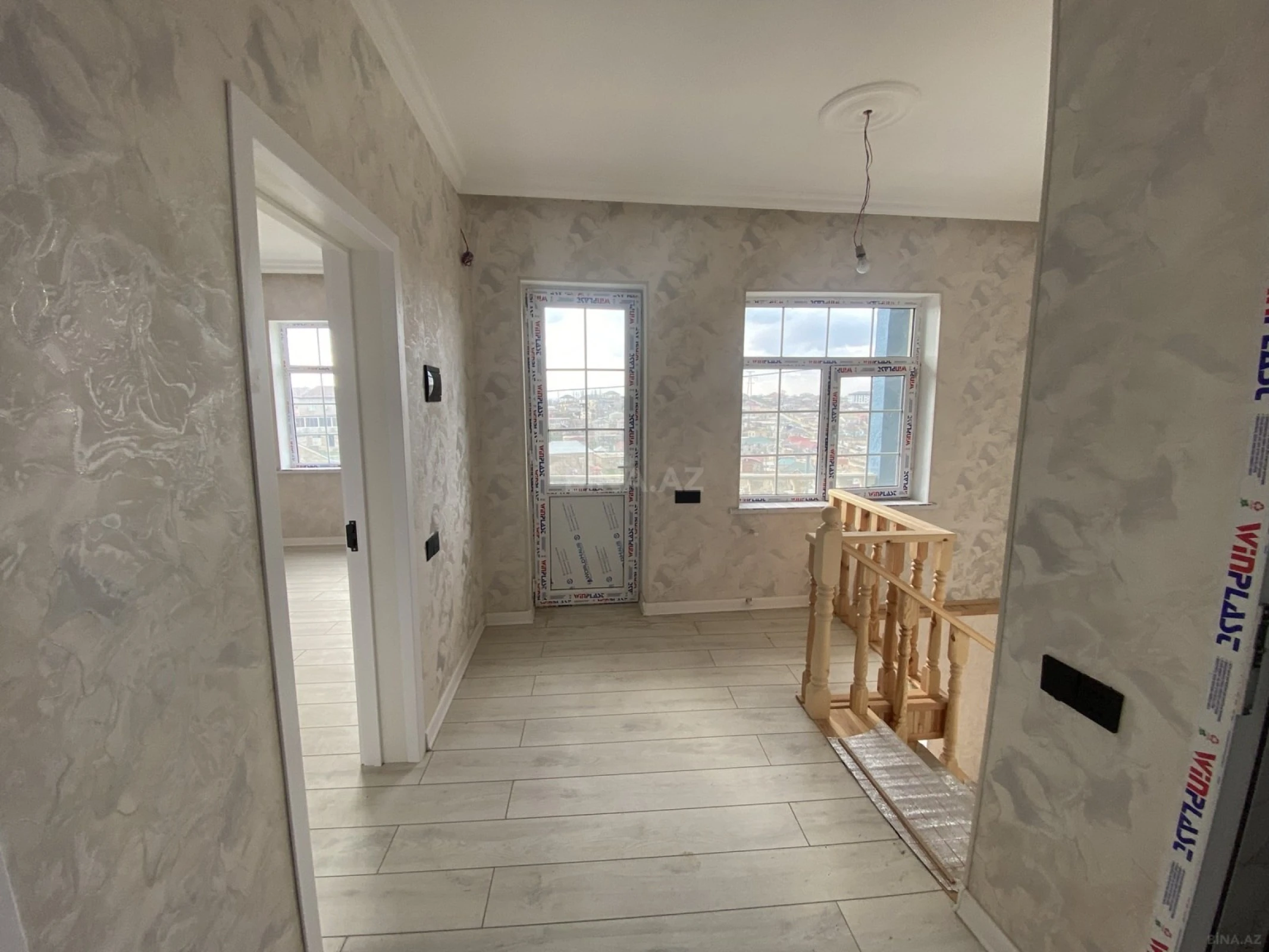 Satılır 4 otaqlı həyət evi 160 m²