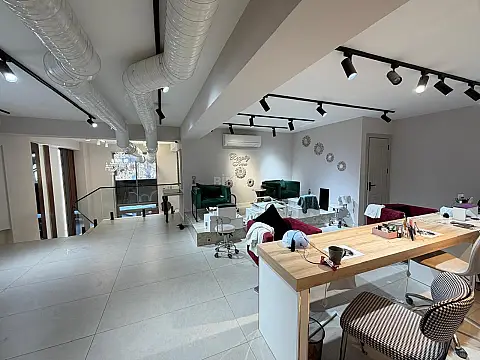 Kirayə verilir obyekt 350 m²