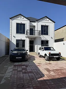 Satılır 5 otaqlı həyət evi 200 m²