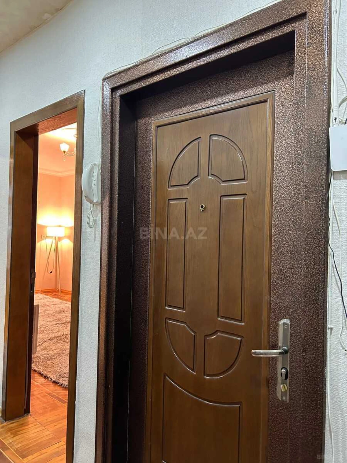 Kirayə verilir 2 otaqlı mənzil 72 m²