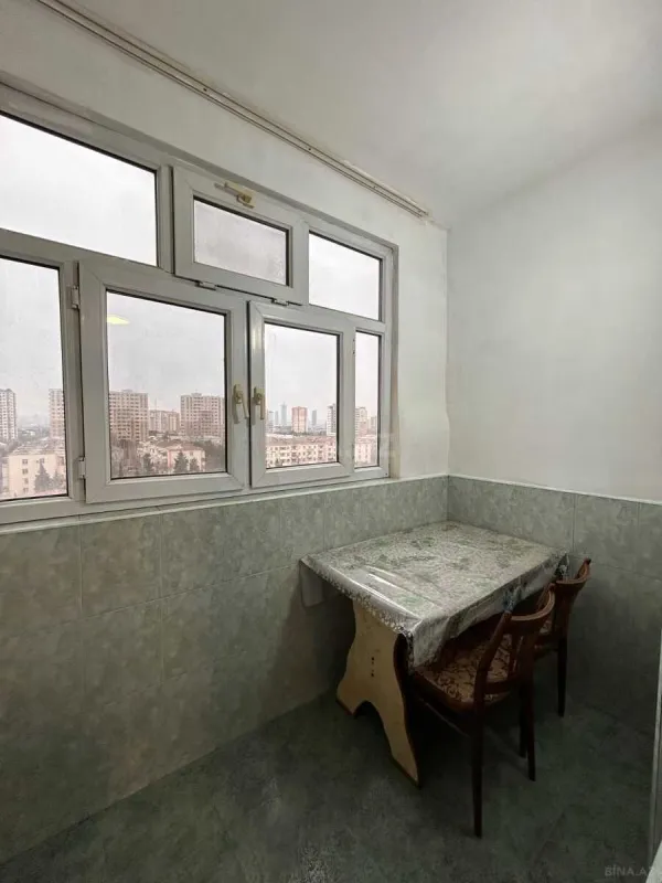 Kirayə verilir 2 otaqlı mənzil 72 m²