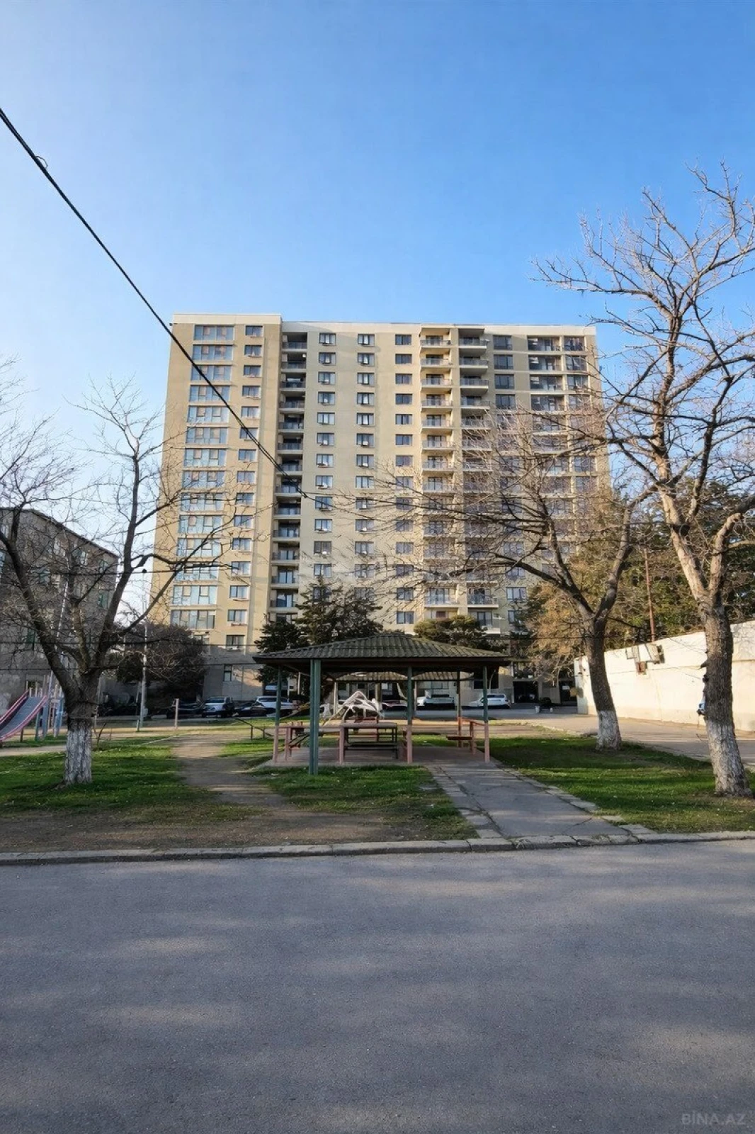 Satılır 2 otaqlı mənzil 70 m²