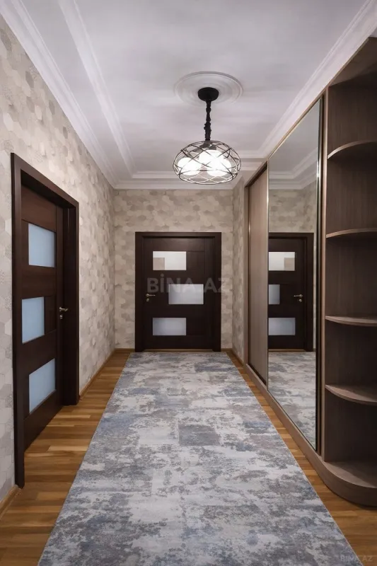 Satılır 2 otaqlı mənzil 70 m²