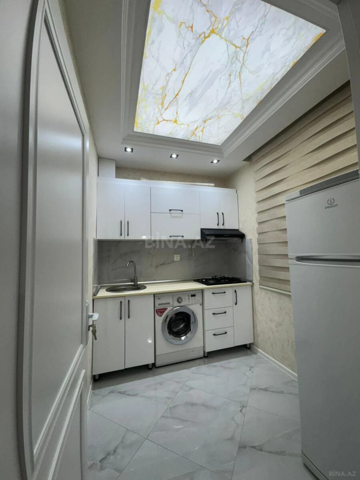 Satılır 2 otaqlı mənzil 59 m²