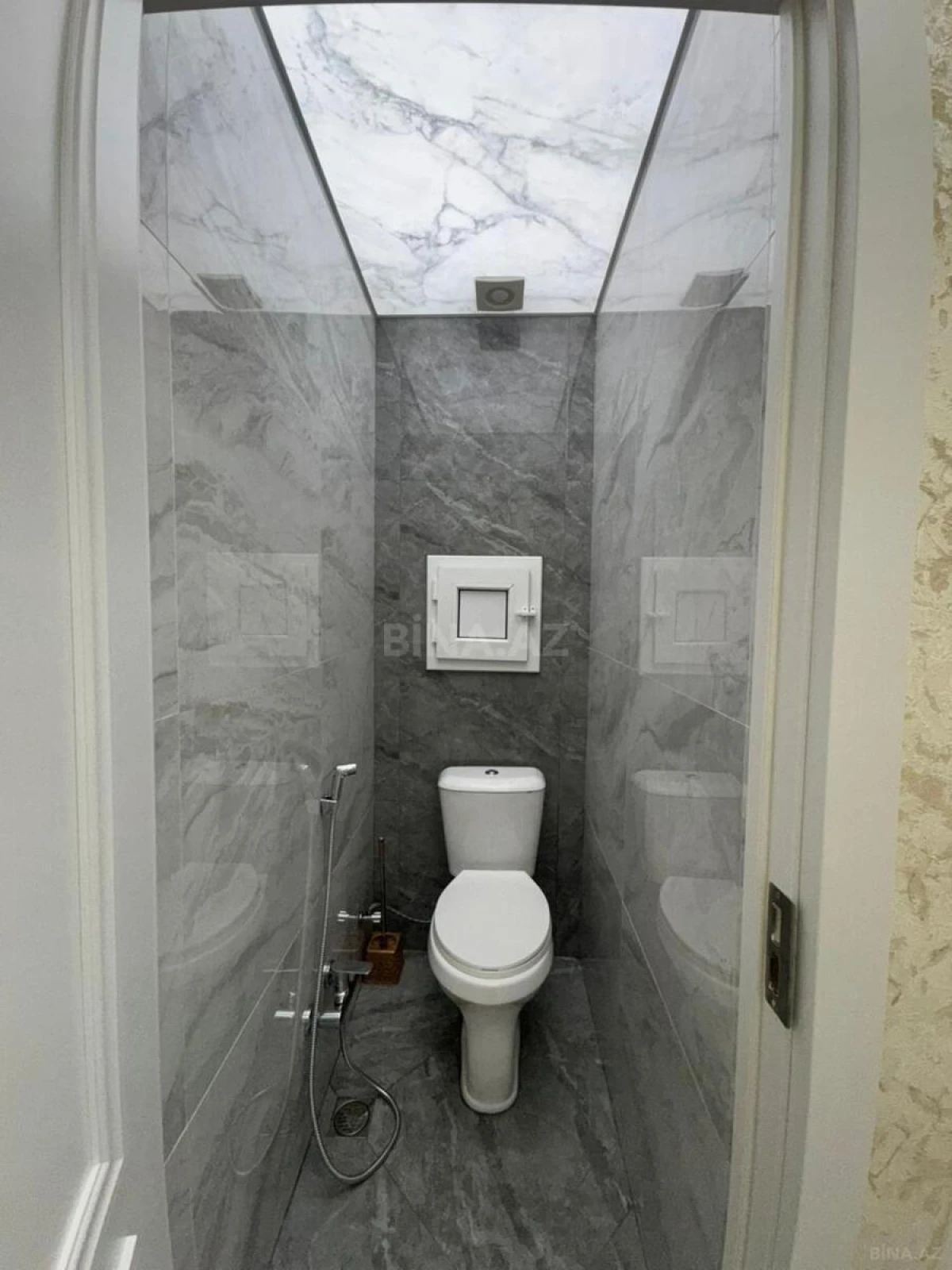 Satılır 2 otaqlı mənzil 59 m²