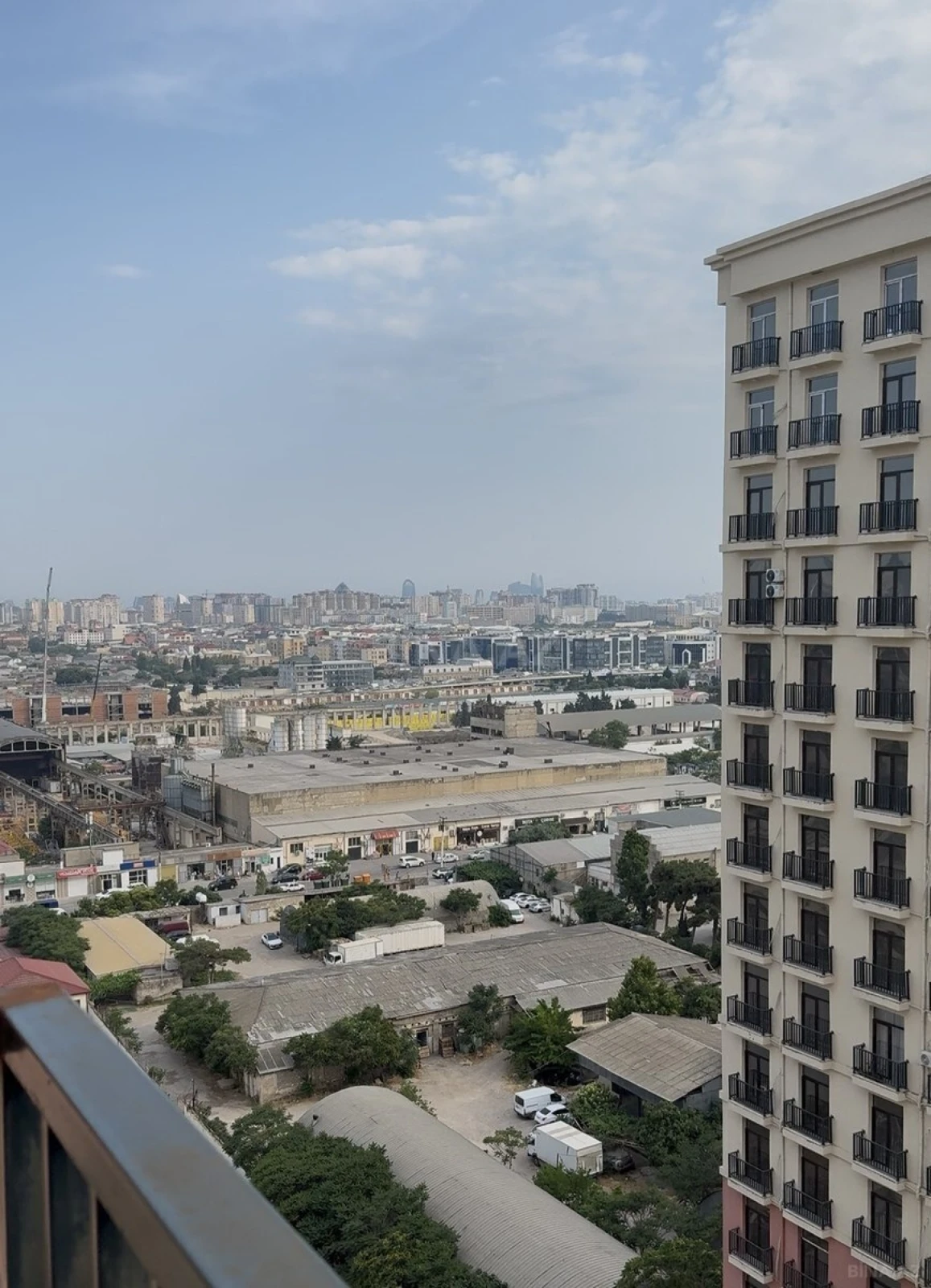 Kirayə verilir 2 otaqlı mənzil 60 m²