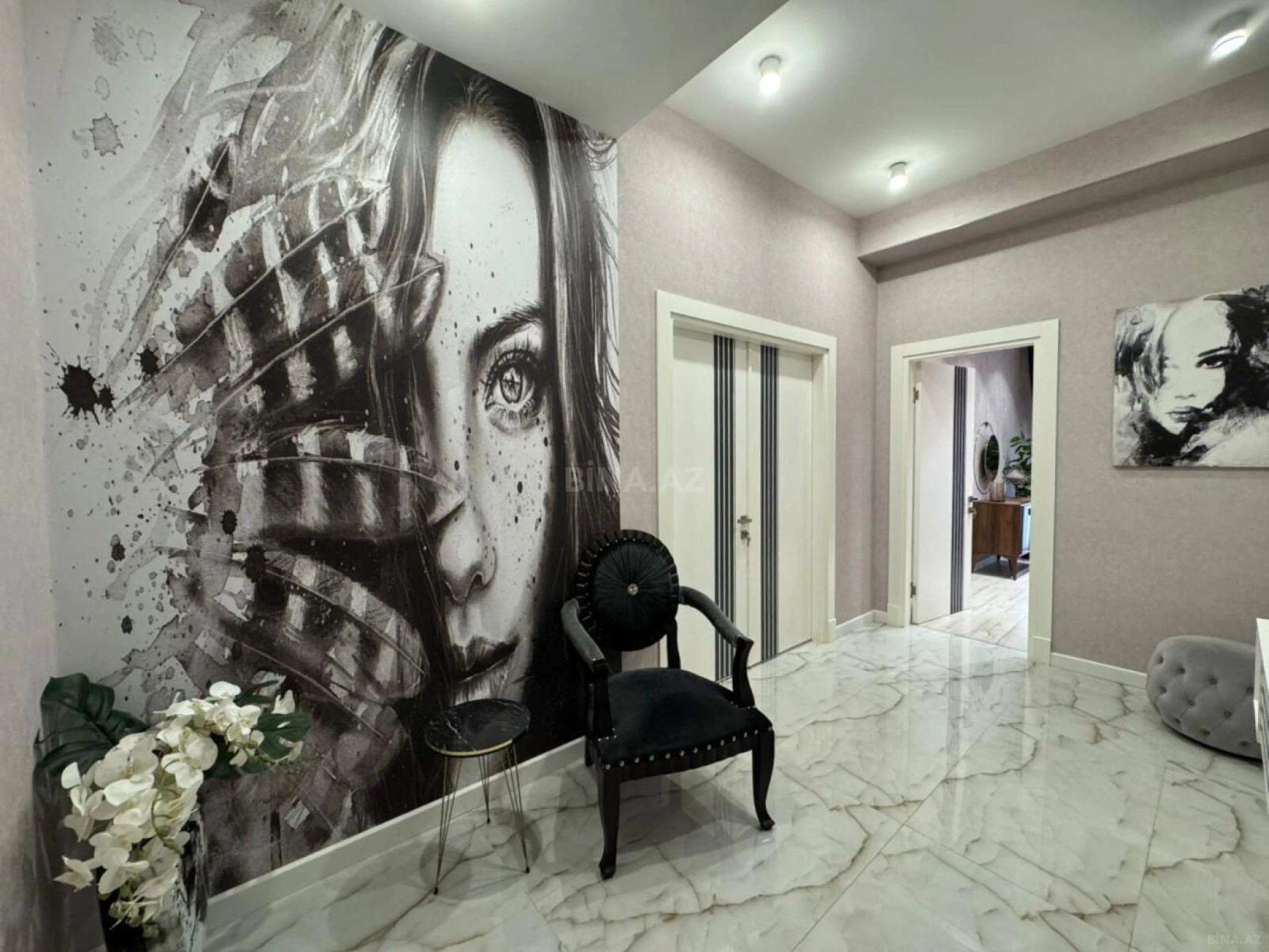 Kirayə verilir 2 otaqlı mənzil 107 m²