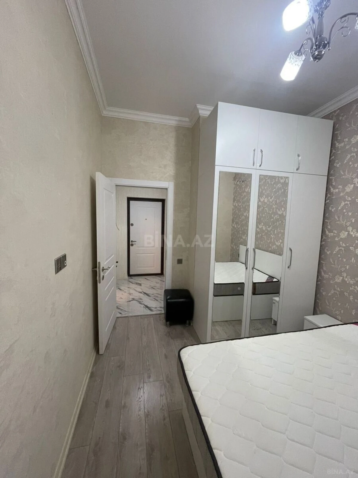 Satılır 2 otaqlı mənzil 45 m²