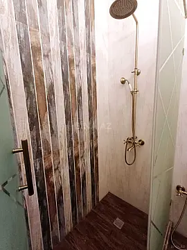 Kirayə verilir 3 otaqlı mənzil 130 m²