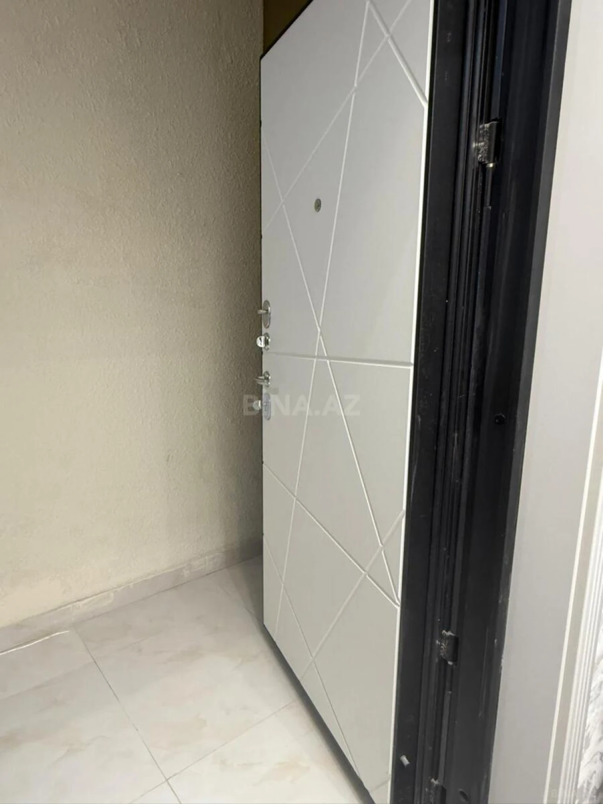 Satılır 2 otaqlı mənzil 53 m²