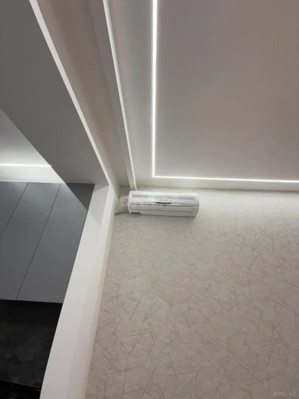 Satılır 2 otaqlı mənzil 53 m²