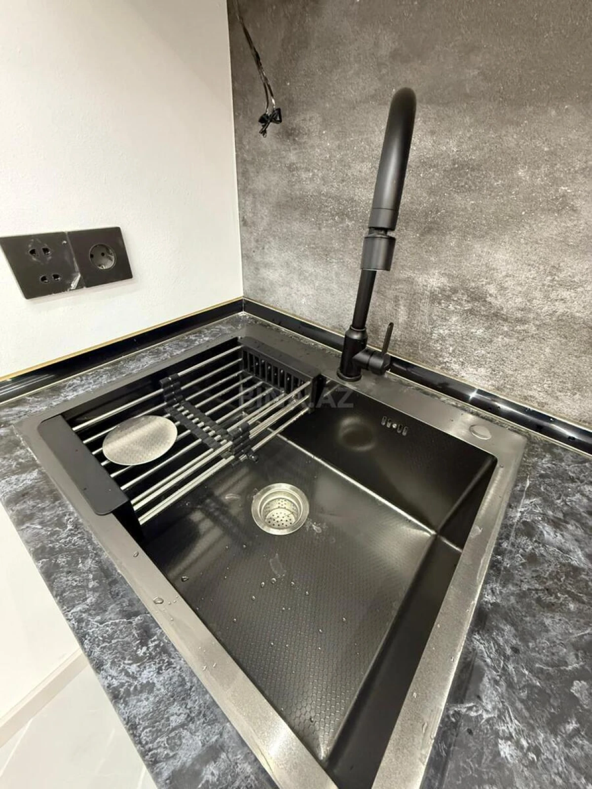 Satılır 2 otaqlı mənzil 53 m²