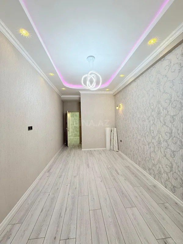 Satılır 2 otaqlı mənzil 65 m²