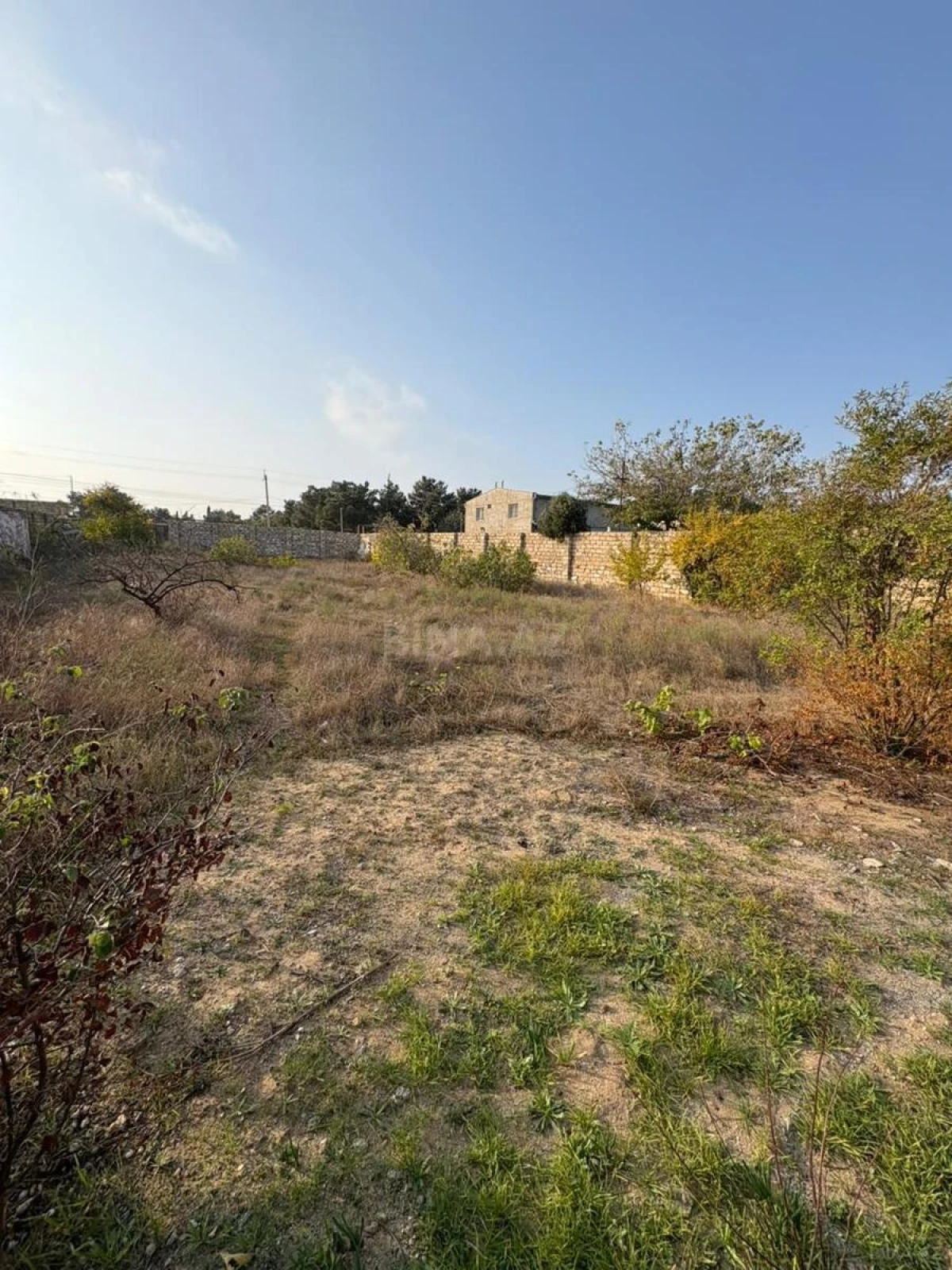 Satılır torpaq sahəsi 12 m²