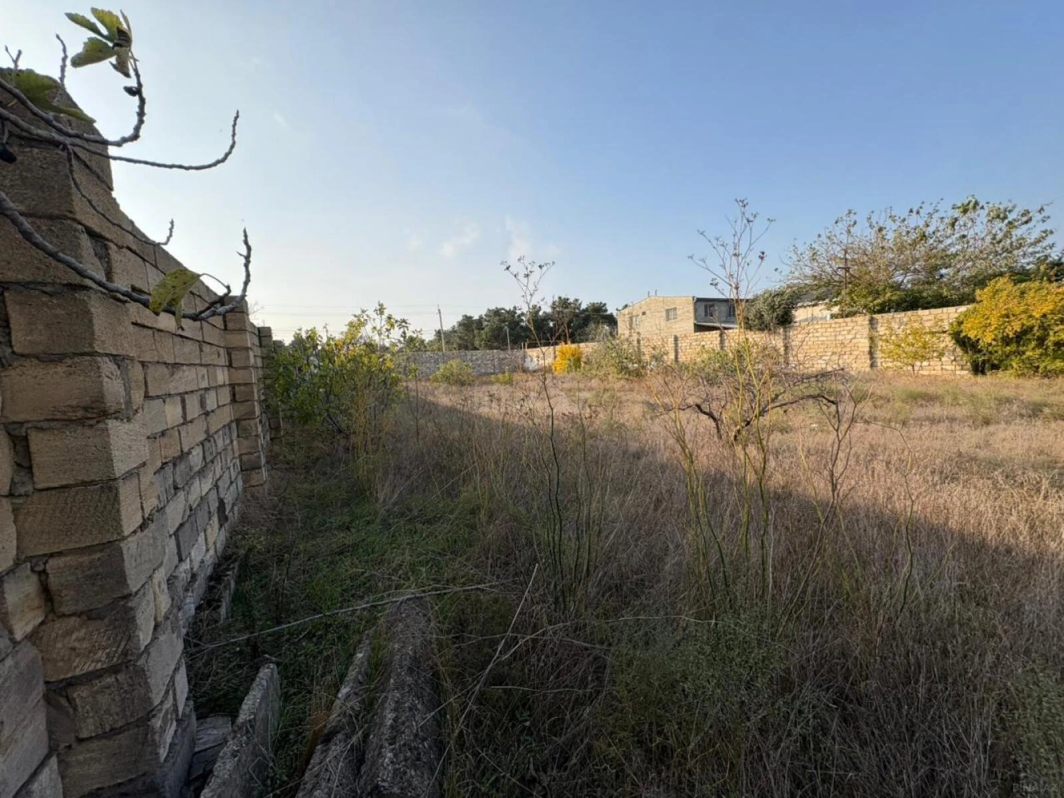 Satılır torpaq sahəsi 12 m²