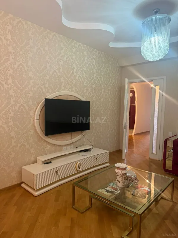 Satılır 3 otaqlı mənzil 92 m²