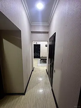 Satılır 2 otaqlı mənzil 70 m²