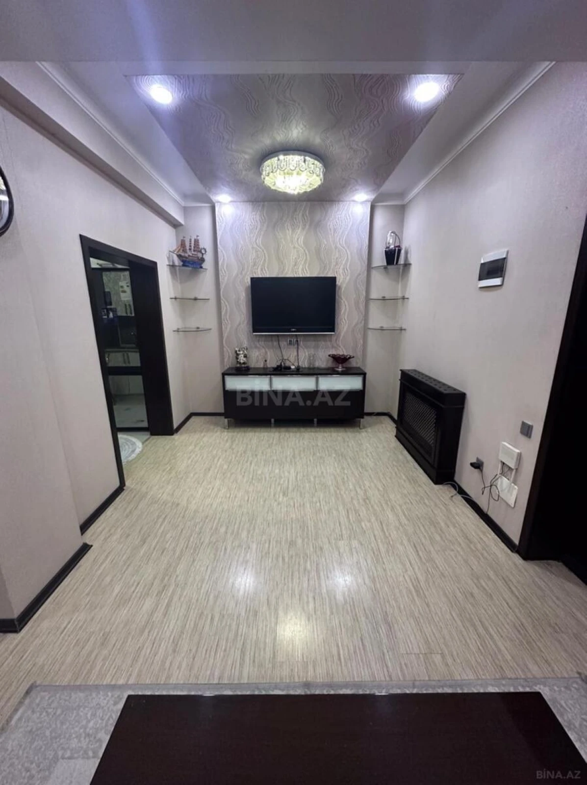Satılır 2 otaqlı mənzil 70 m²
