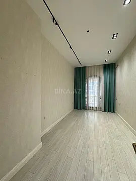 Satılır 2 otaqlı mənzil 107 m²