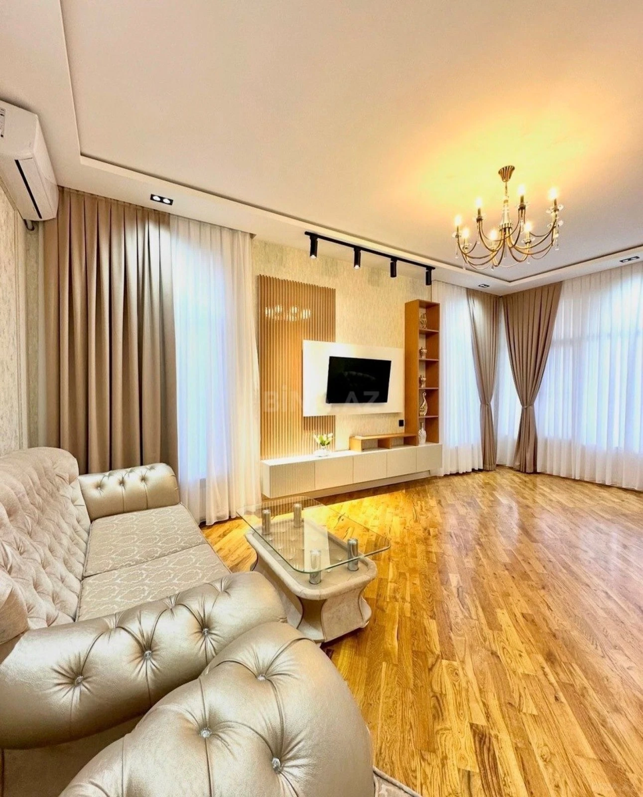 Satılır 4 otaqlı həyət evi 165 m²