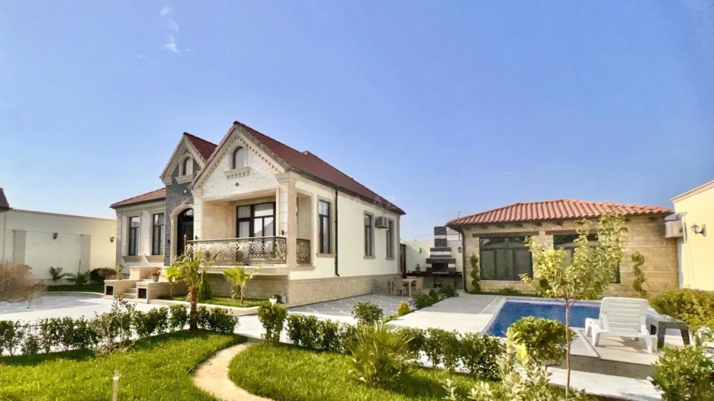 Satılır 4 otaqlı həyət evi 165 m²