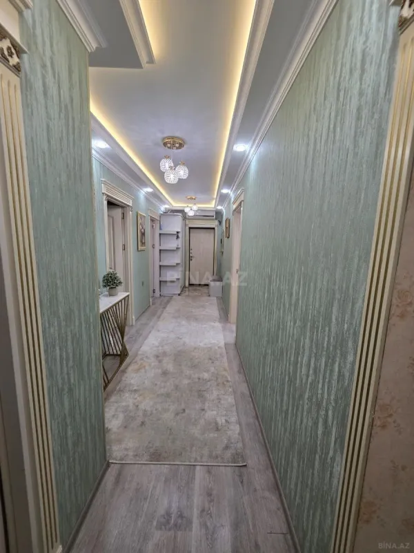 Satılır 5 otaqlı mənzil 110 m²