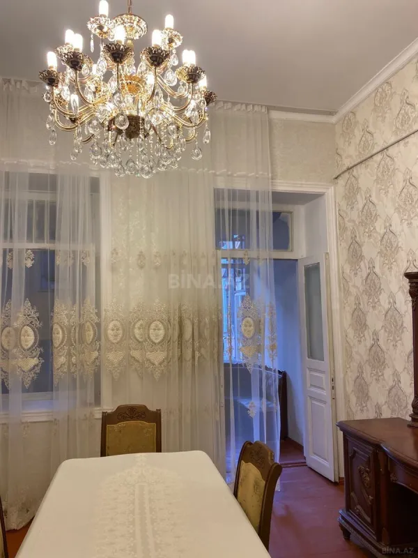 Satılır 1 otaqlı mənzil 40 m²