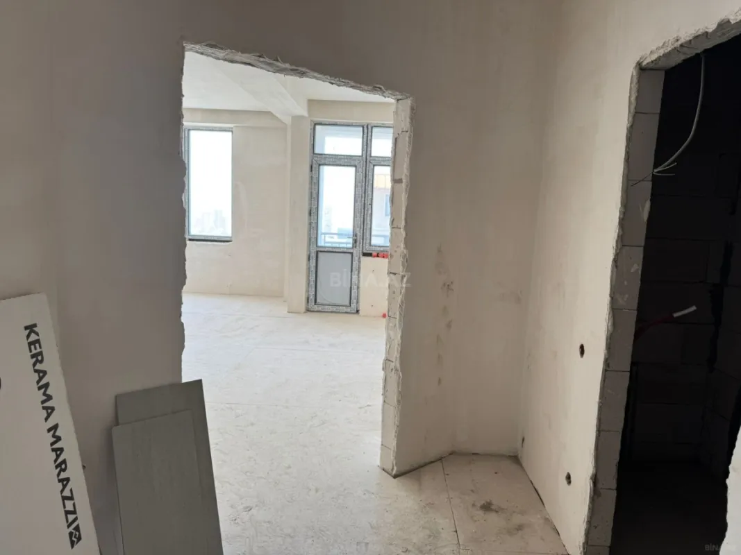Satılır 3 otaqlı mənzil 81 m²
