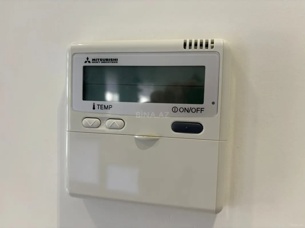 Kirayə verilir 3 otaqlı ofis 127 m²