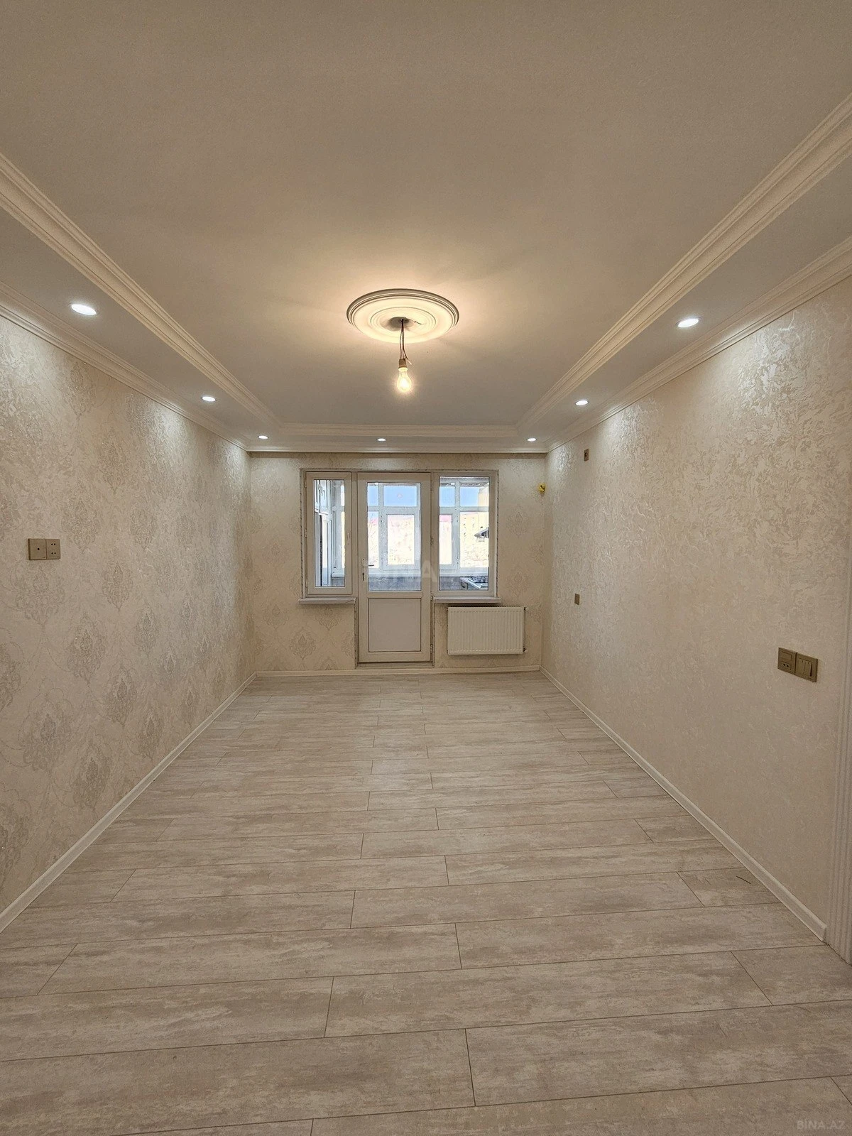 Satılır 2 otaqlı mənzil 47 m²