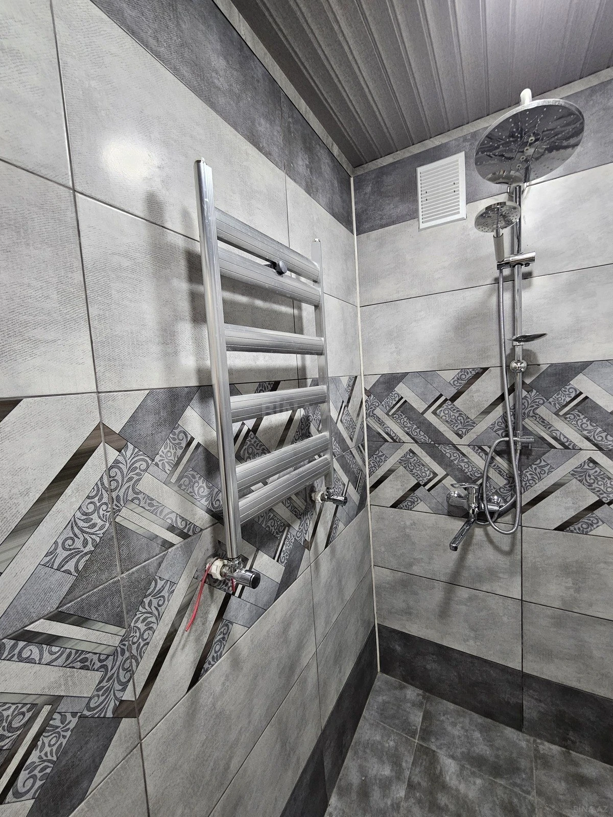 Satılır 2 otaqlı mənzil 47 m²