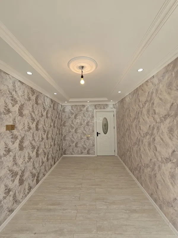 Satılır 2 otaqlı mənzil 47 m²