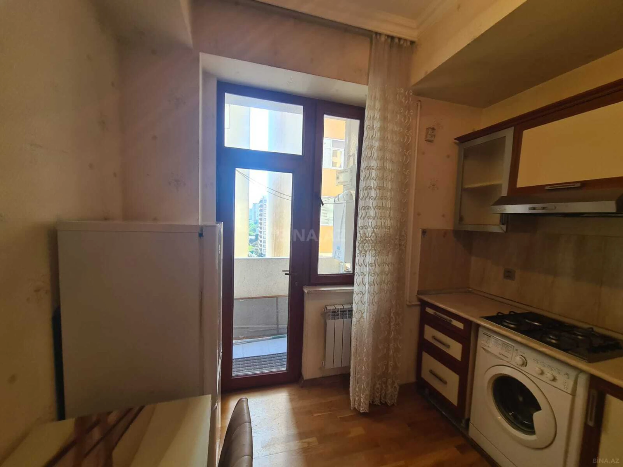 Kirayə verilir 3 otaqlı mənzil 90 m²