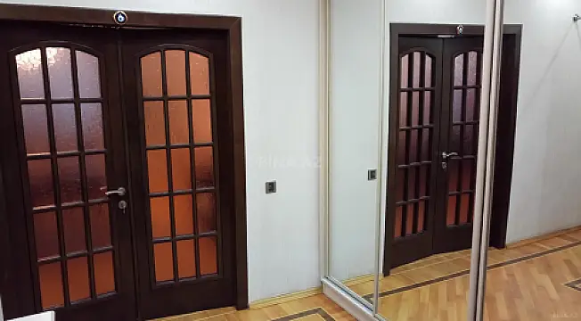 Kirayə verilir 3 otaqlı mənzil 105 m²