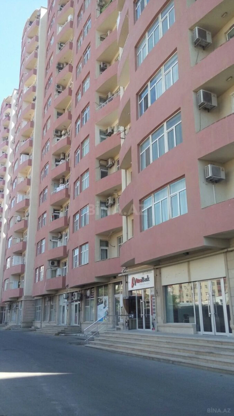 Kirayə verilir 3 otaqlı mənzil 105 m²