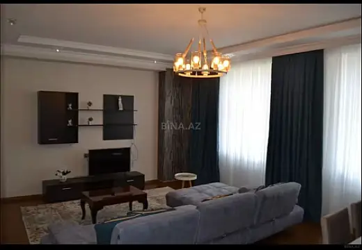 Kirayə verilir 3 otaqlı mənzil 140 m²