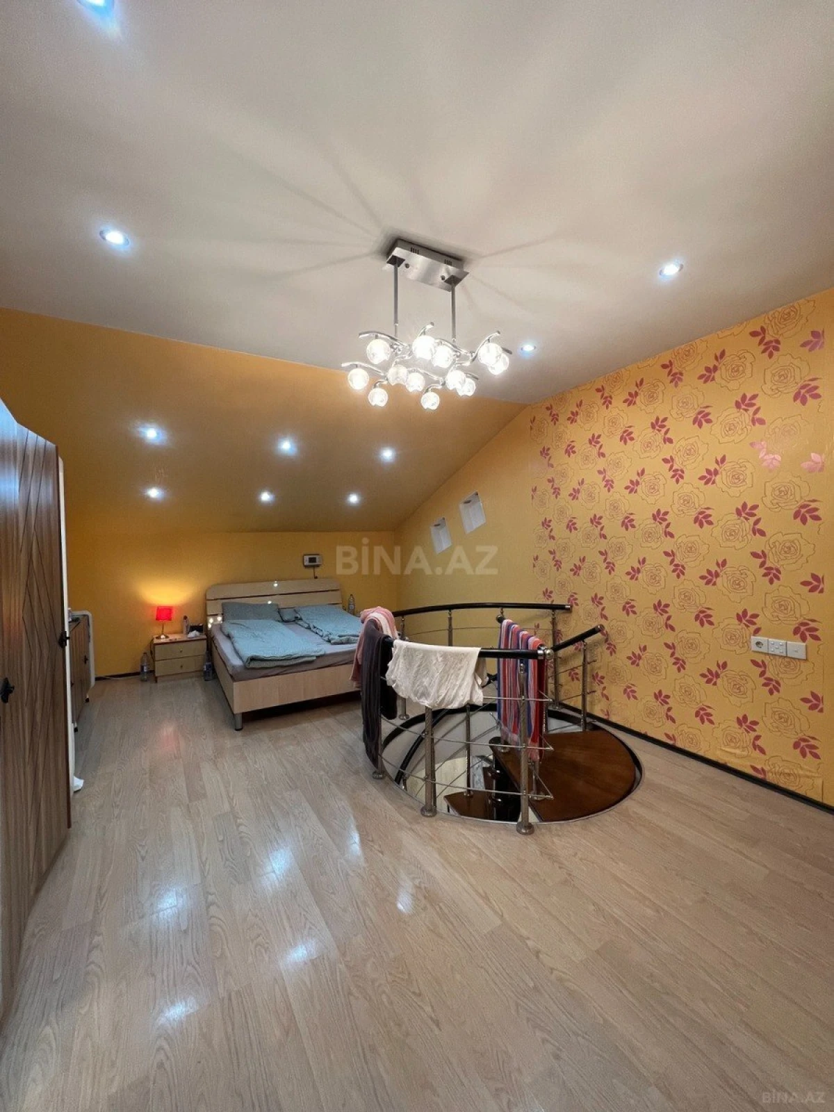 Satılır 2 otaqlı mənzil 30 m²